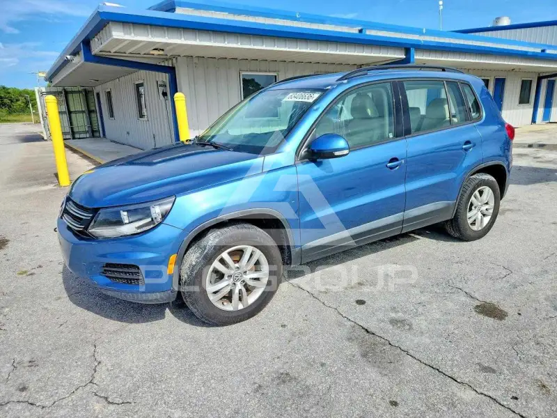 2017 Volkswagen Tiguan photo