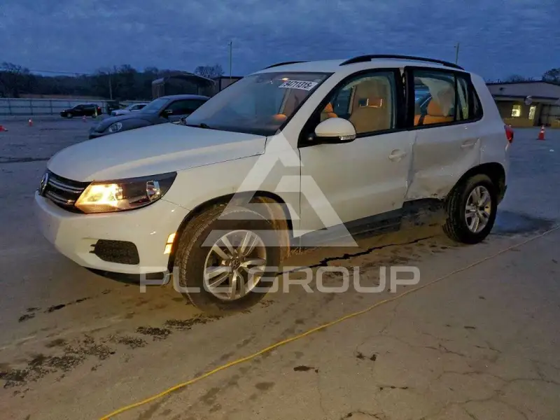 2017 Volkswagen Tiguan photo