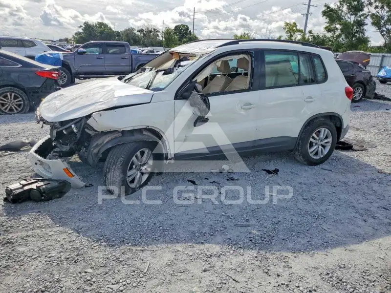 2017 Volkswagen Tiguan photo