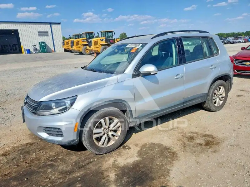 2017 Volkswagen Tiguan photo