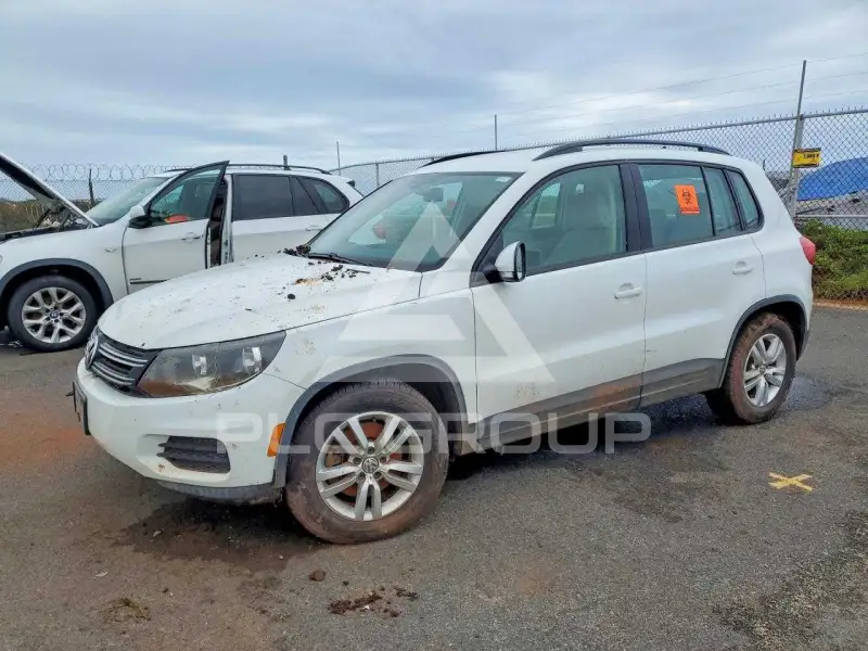 2017 Volkswagen Tiguan photo
