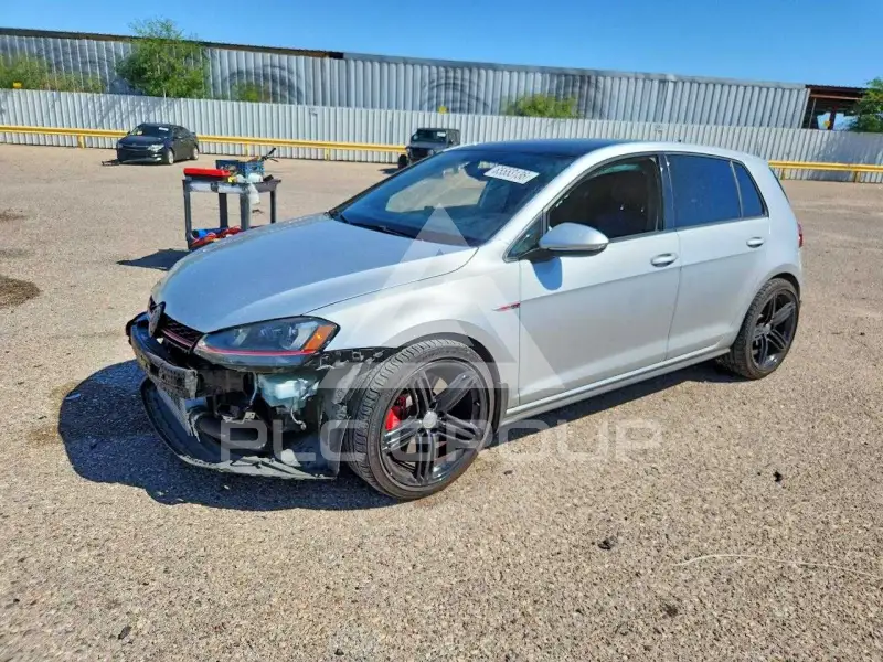 2017 Volkswagen GTI фото