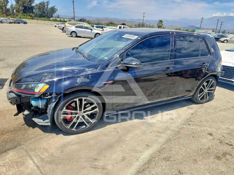 2017 Volkswagen GTI photo