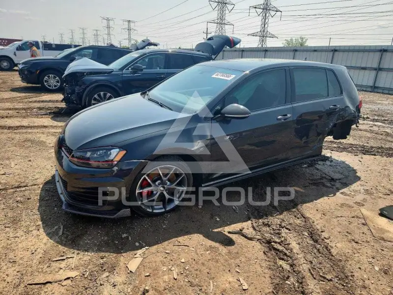 2017 Volkswagen GTI фото