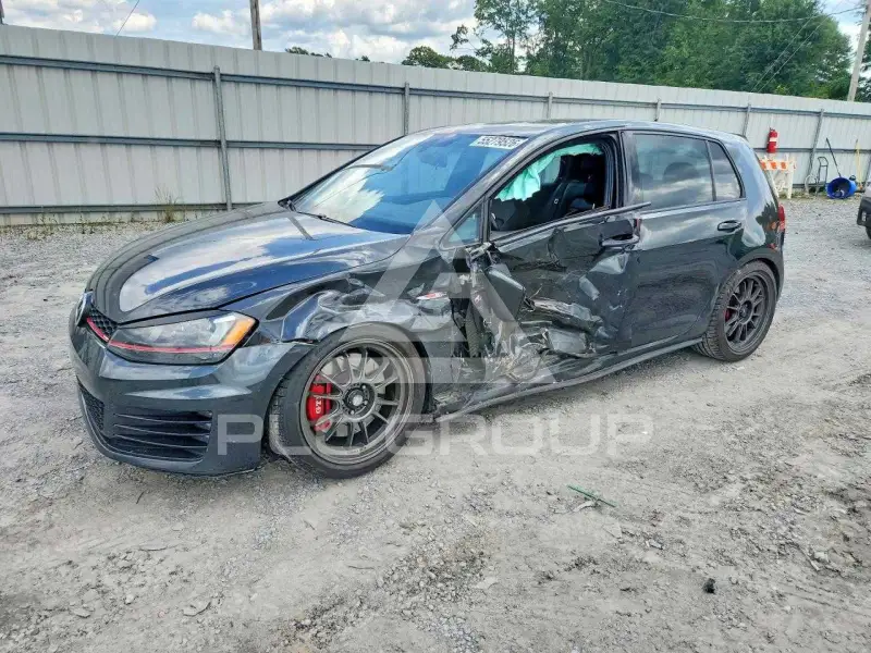 2017 Volkswagen GTI photo