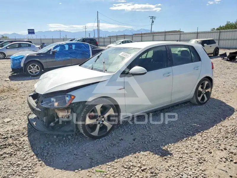 2017 Volkswagen GTI фото