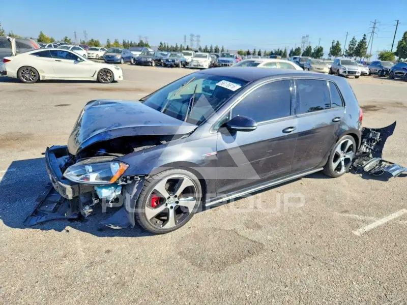 2017 Volkswagen GTI фото