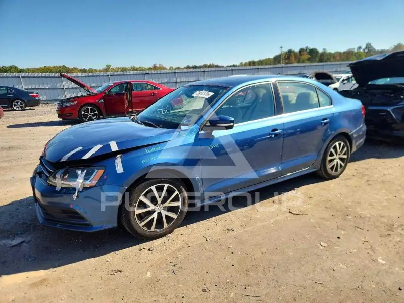 2017 Volkswagen Jetta photo