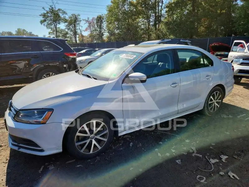 2017 Volkswagen Jetta photo