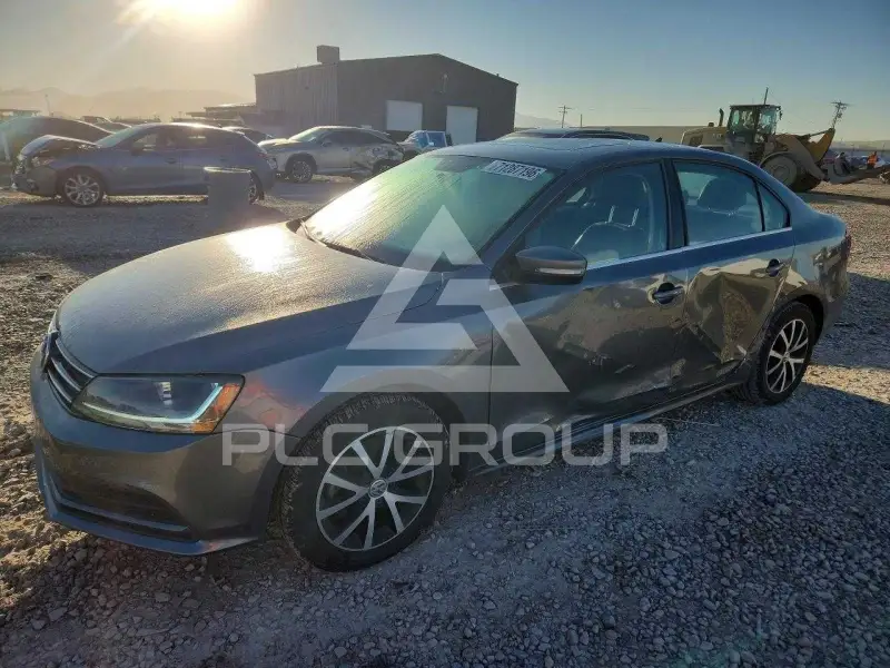2017 Volkswagen Jetta фото
