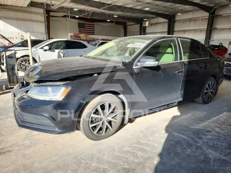 2017 Volkswagen Jetta photo