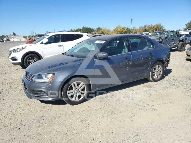 2017 Volkswagen Jetta фото