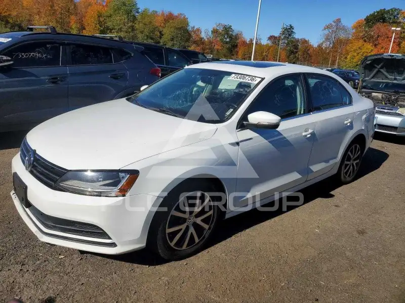 2017 Volkswagen Jetta фото