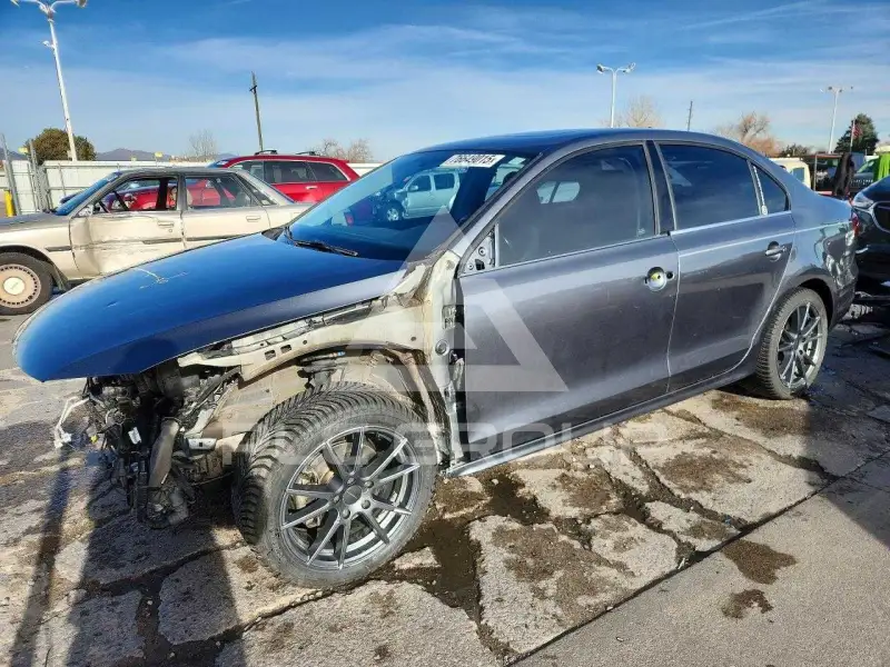 2017 Volkswagen Jetta фото