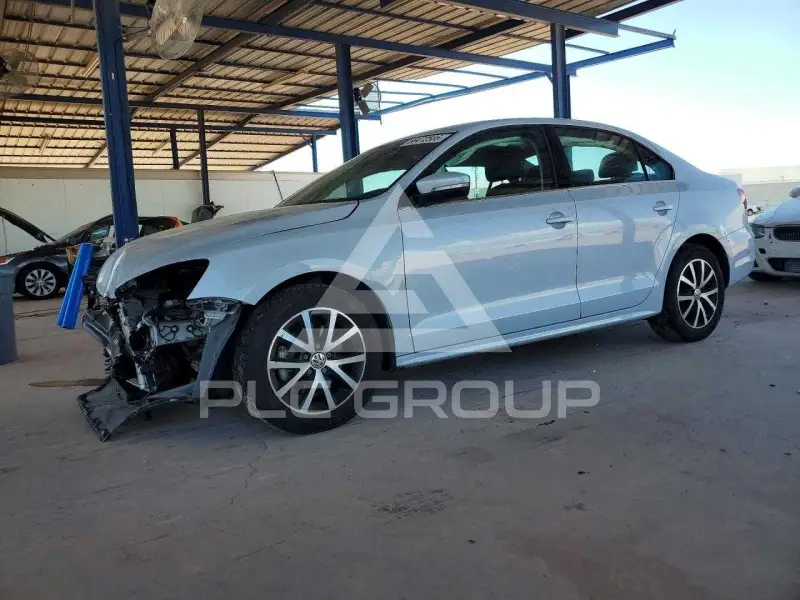 2017 Volkswagen Jetta фото