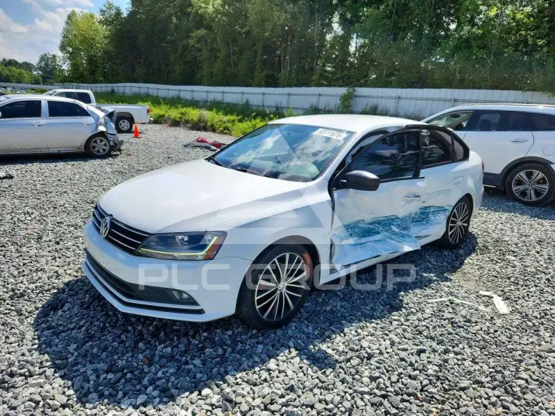 2017 Volkswagen Jetta фото