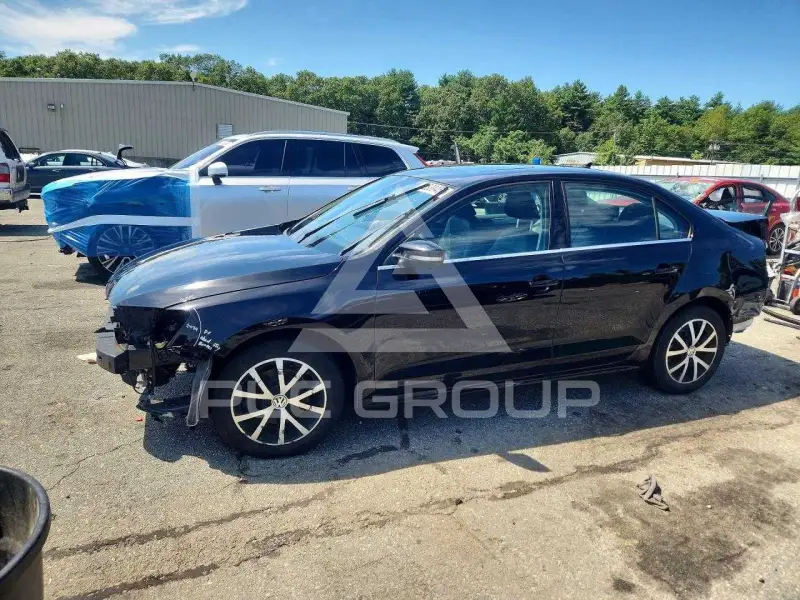 2017 Volkswagen Jetta photo
