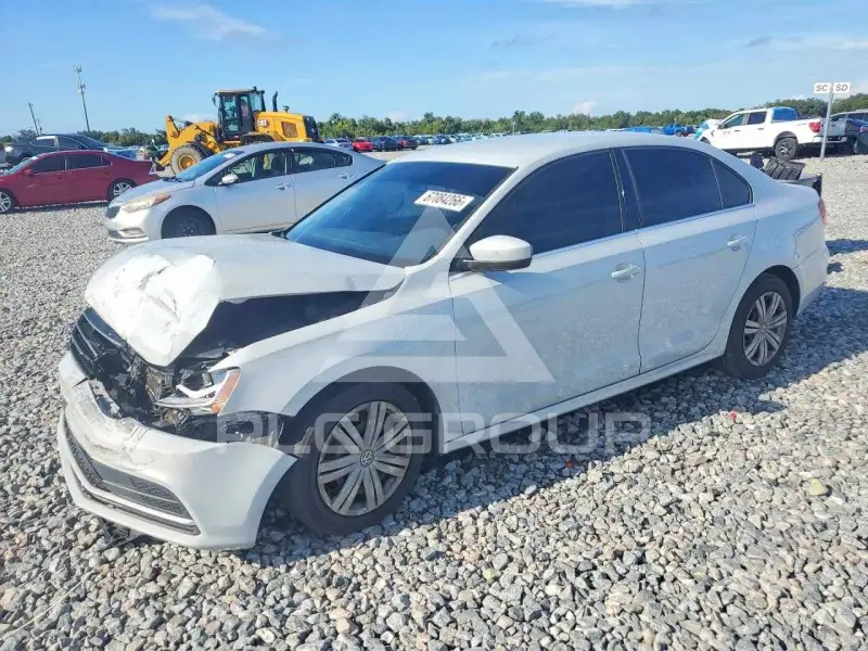 2017 Volkswagen Jetta photo