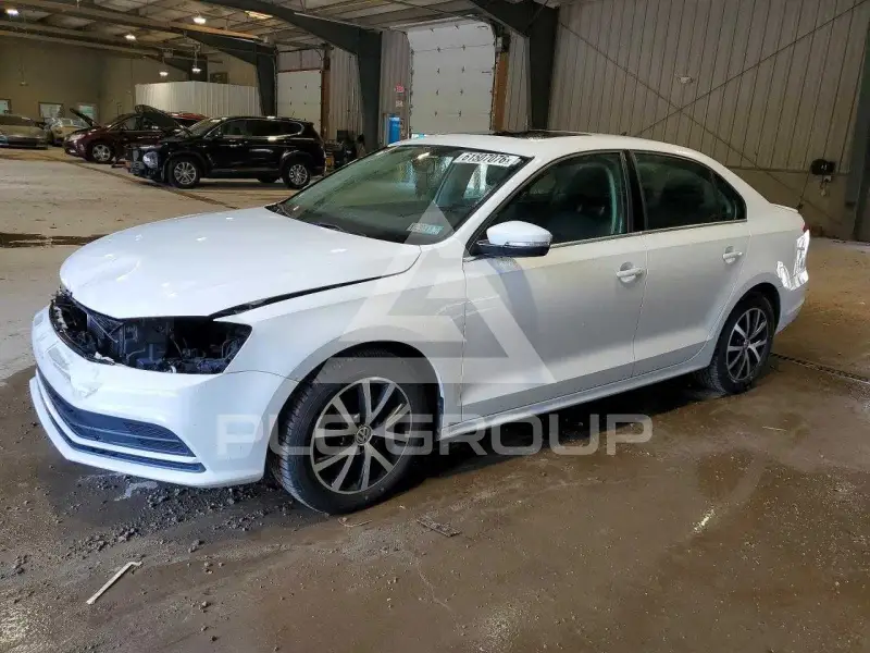 2017 Volkswagen Jetta фото
