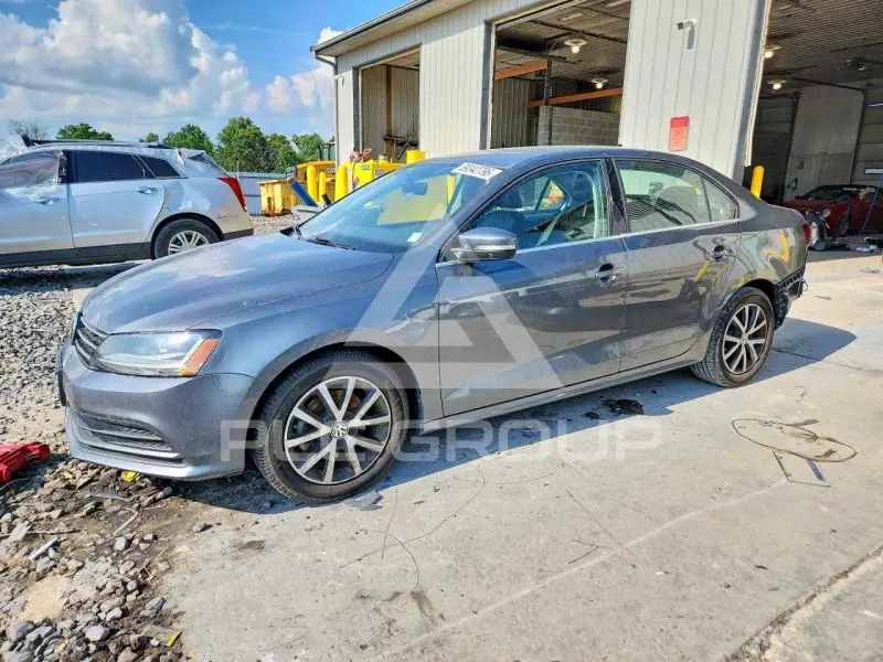 2017 Volkswagen Jetta фото