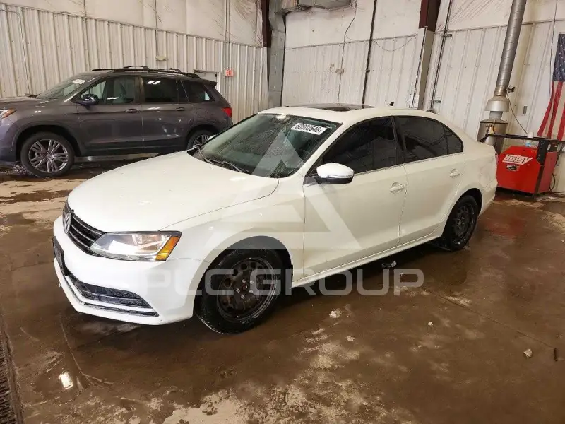 2017 Volkswagen Jetta фото