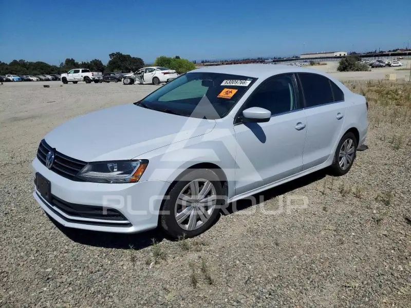 2017 Volkswagen Jetta фото