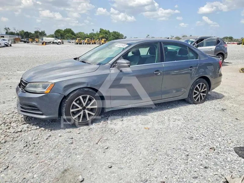 2017 Volkswagen Jetta фото