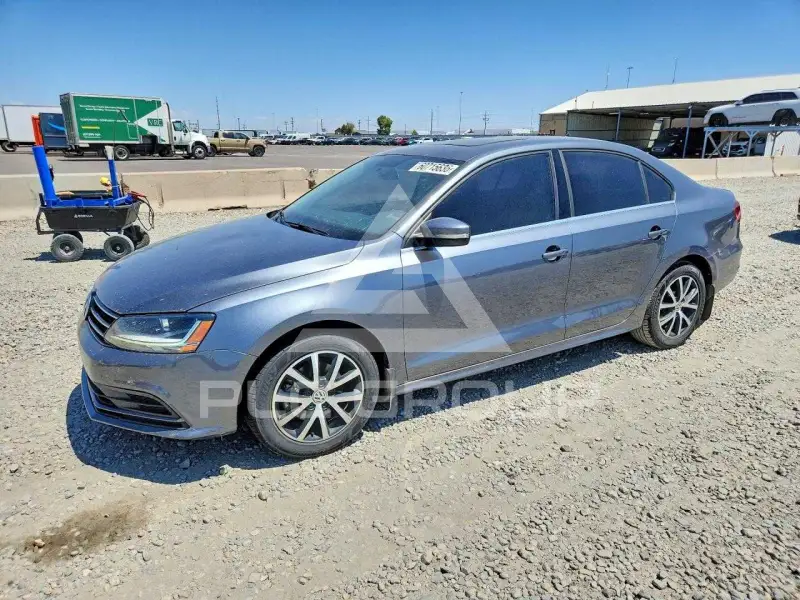2017 Volkswagen Jetta photo