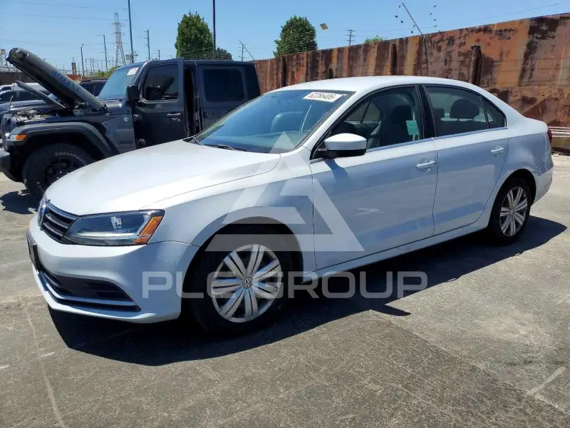 2017 Volkswagen Jetta photo