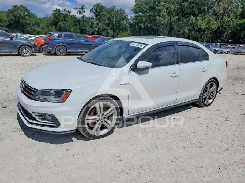 2017 Volkswagen Jetta фото