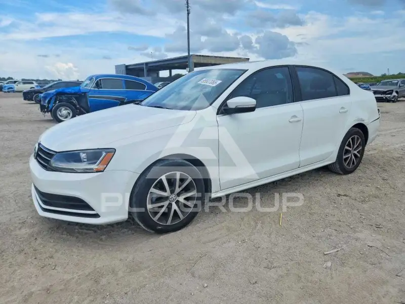 2017 Volkswagen Jetta фото