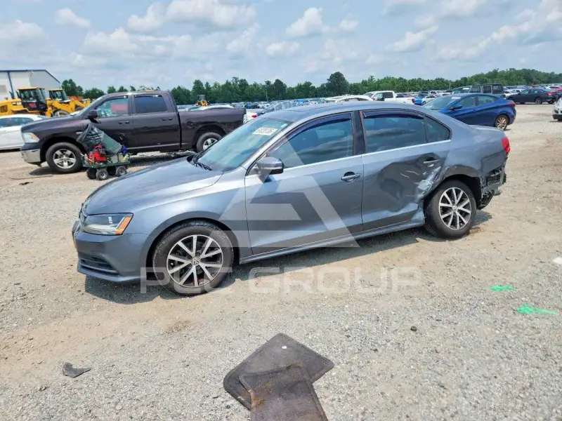 2017 Volkswagen Jetta фото