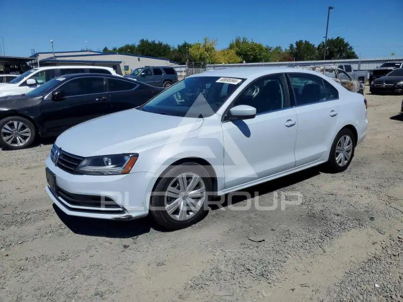 2017 Volkswagen Jetta photo