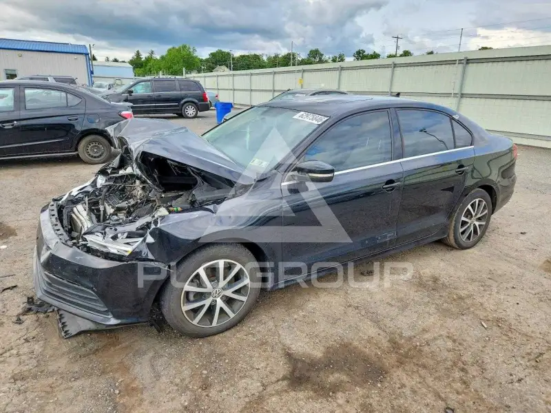 2017 Volkswagen Jetta фото