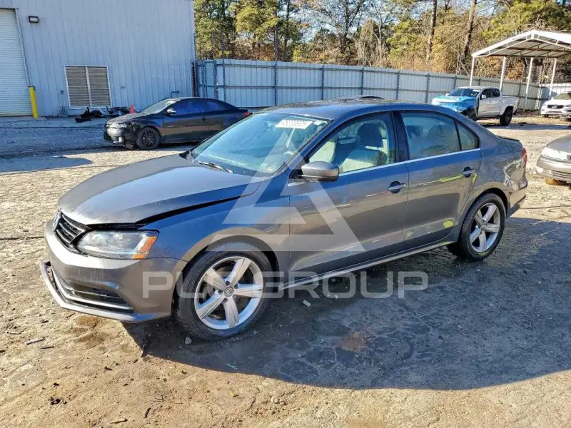 2017 Volkswagen Jetta фото