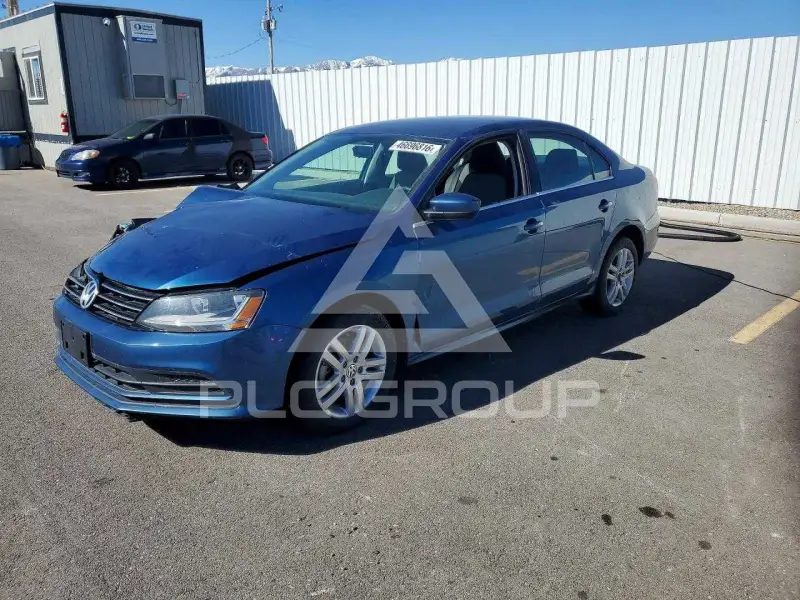 2017 Volkswagen Jetta фото