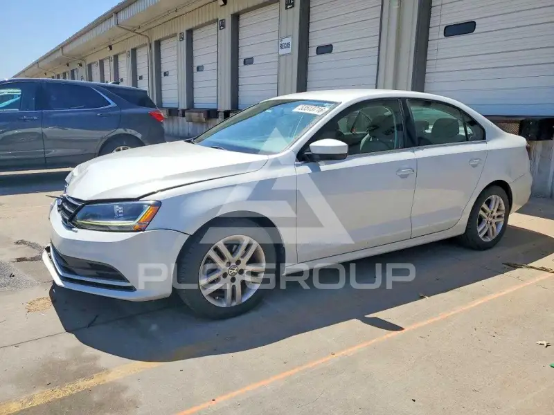 2017 Volkswagen Jetta фото