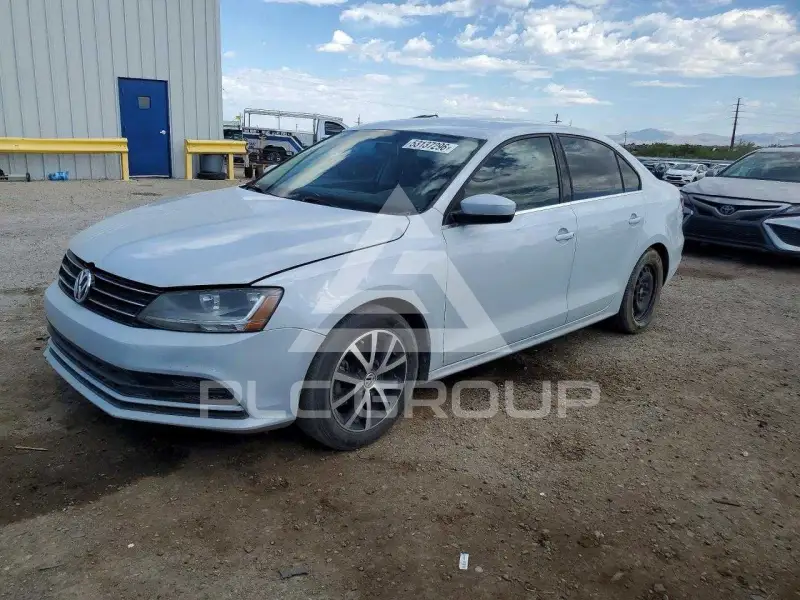2017 Volkswagen Jetta фото
