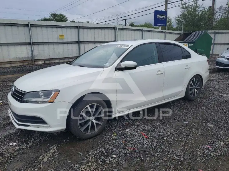 2017 Volkswagen Jetta фото