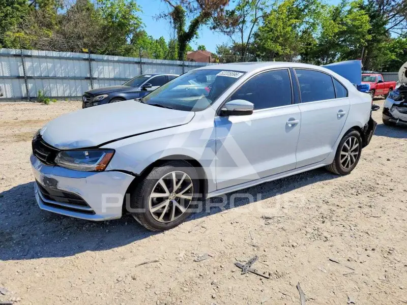 2017 Volkswagen Jetta фото