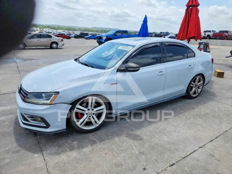 2017 Volkswagen Jetta photo