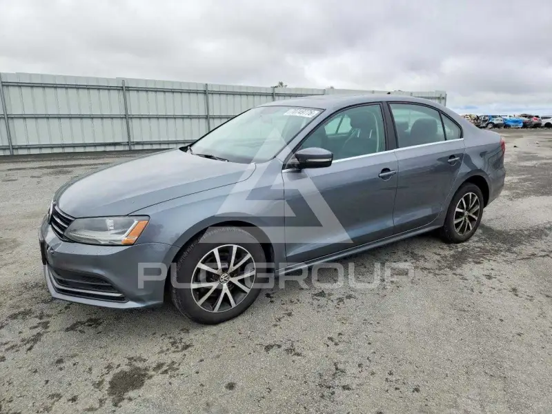 2017 Volkswagen Jetta фото