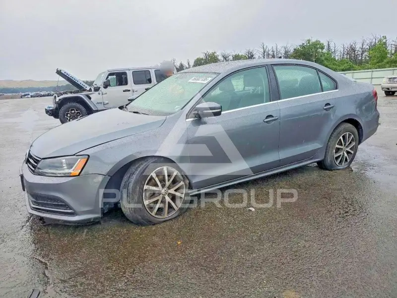 2017 Volkswagen Jetta фото