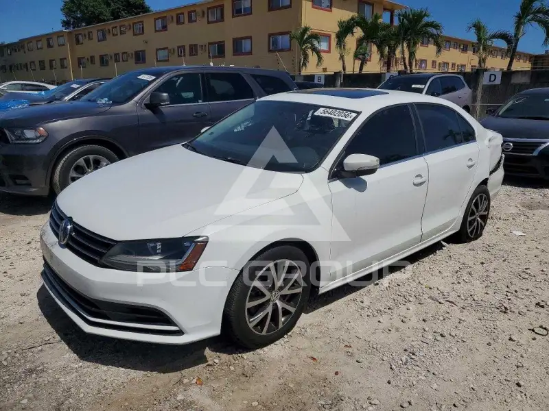 2017 Volkswagen Jetta фото