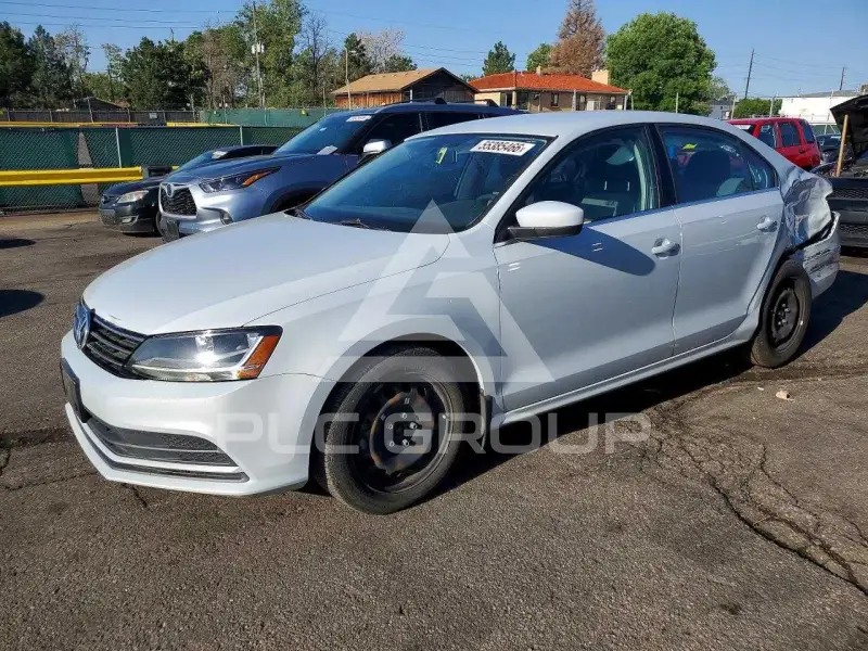 2017 Volkswagen Jetta photo