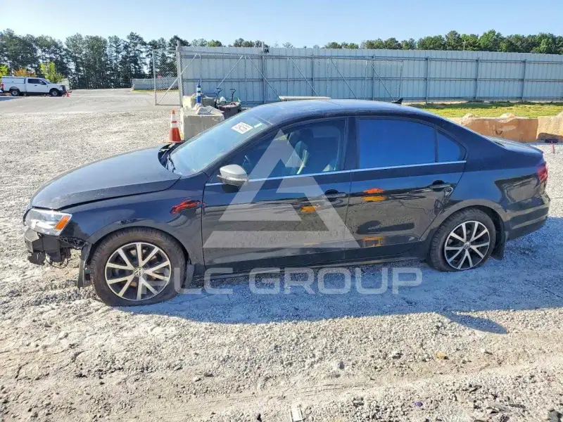 2017 Volkswagen Jetta фото
