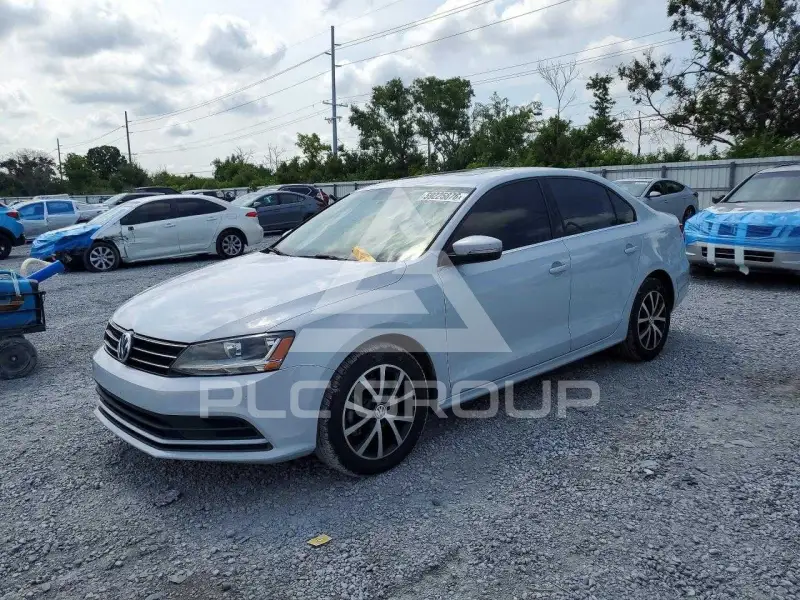 2017 Volkswagen Jetta фото