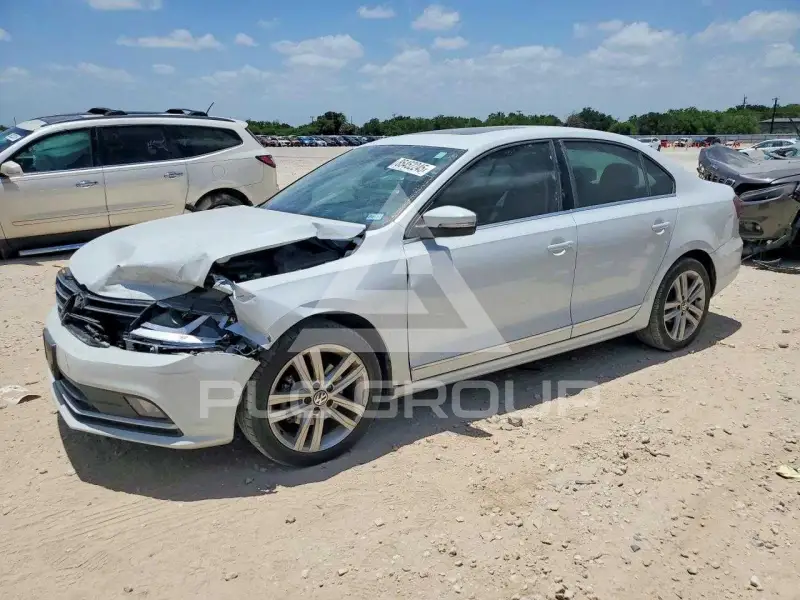 2017 Volkswagen Jetta фото