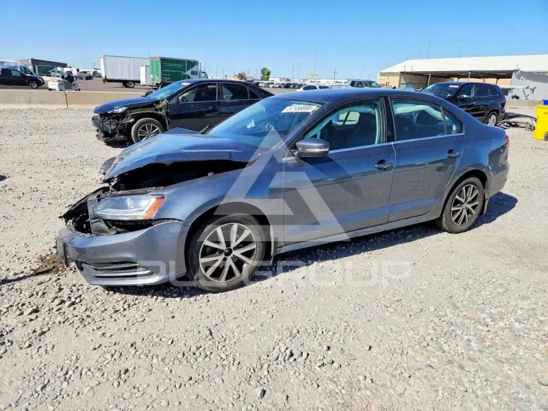 2017 Volkswagen Jetta photo