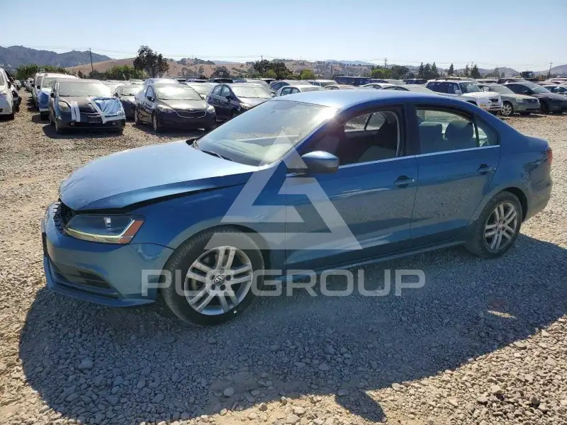 2017 Volkswagen Jetta photo